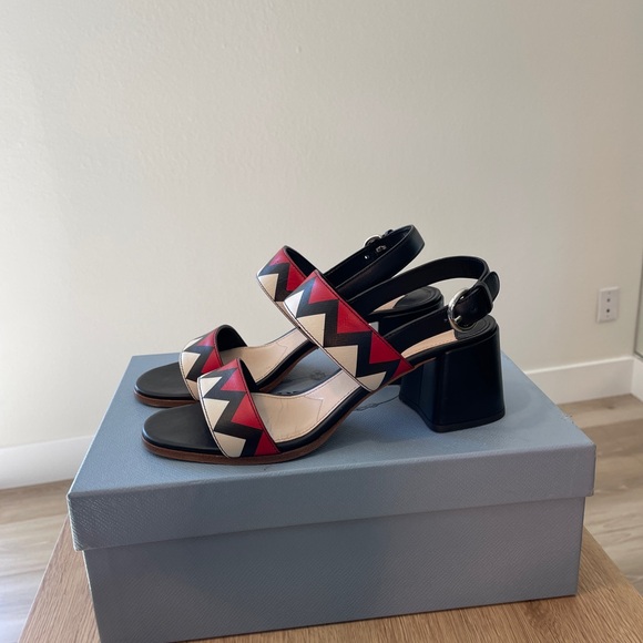 Prada Women's Black, Red, and Cream Sandals - Picture 4 of 7